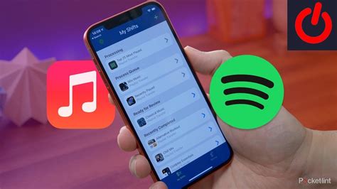 Is There a Way to Transfer Apple Music Playlist to Spotify: A Comprehensive Discussion